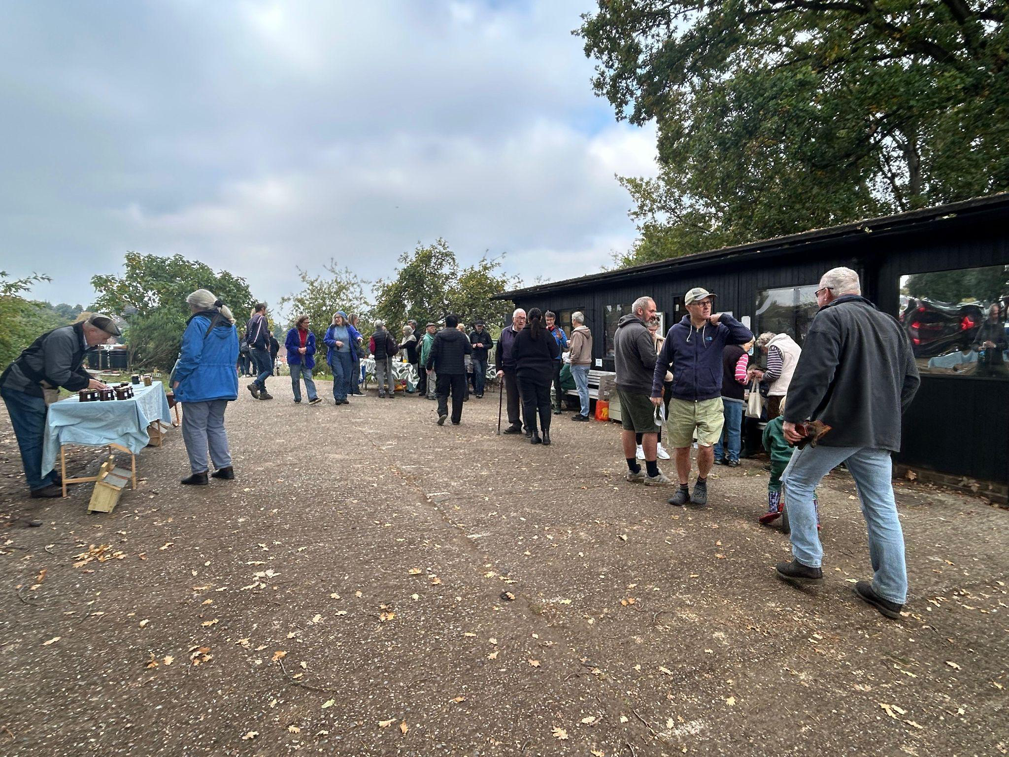 Apple pressing day photo 7