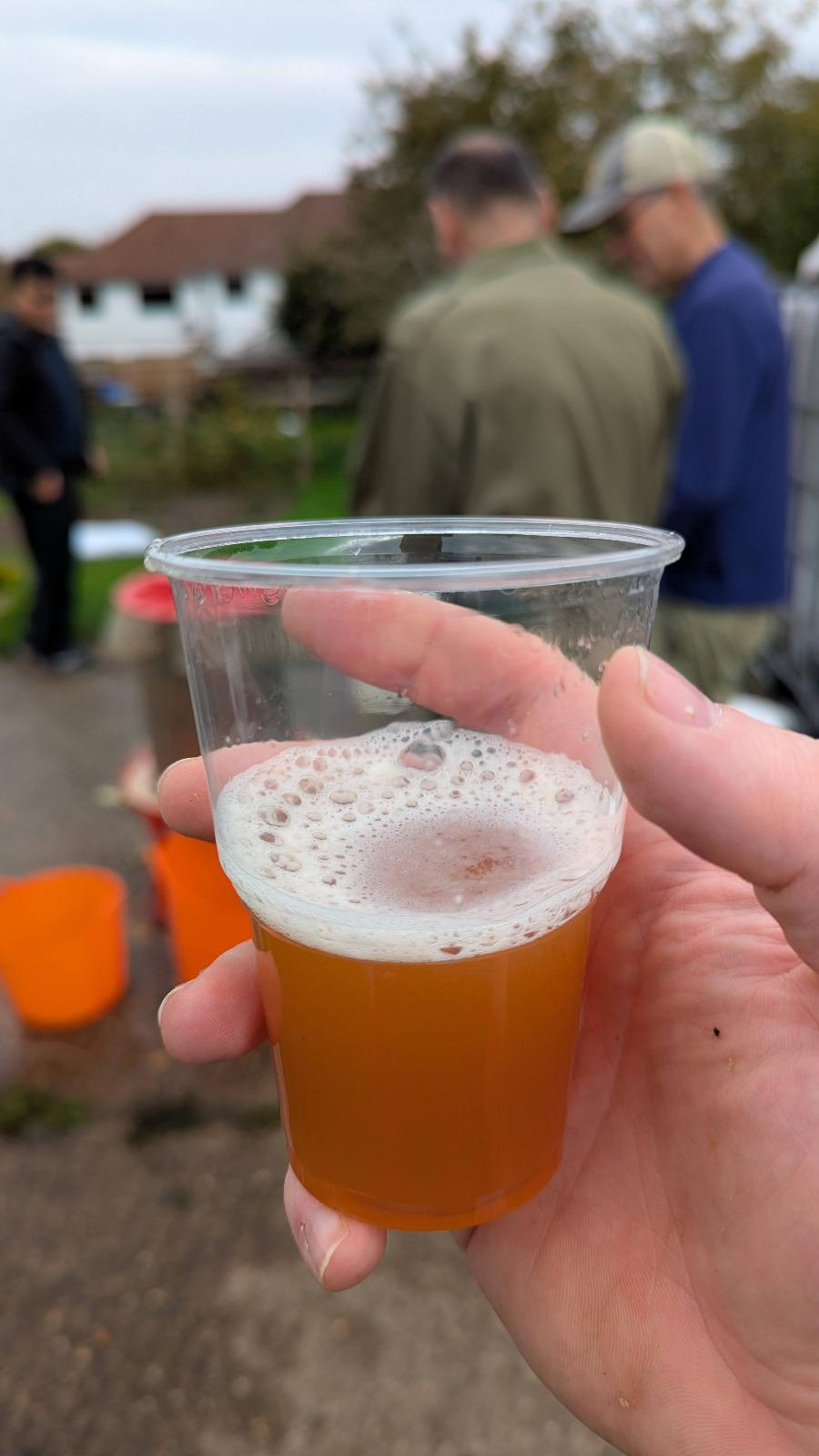 Apple pressing day photo 10